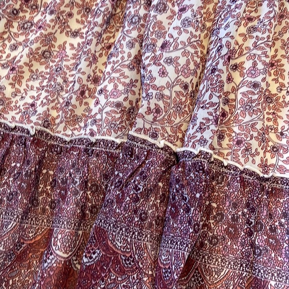 Floral Dress - Picture 2 of 4